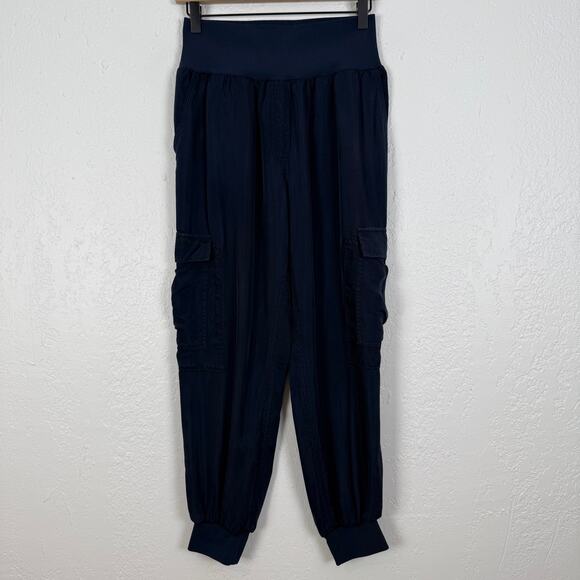 Cinq A Sept Giles Pant Cargo Satin Jogger in Lapis Size Small - Picture 3 of 6